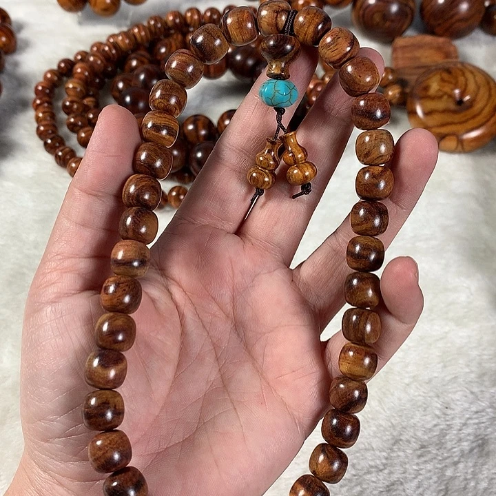 黄花梨/降香黄檀1.1老型珠手持36颗