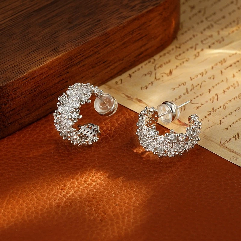 铜合金合成锆石耳饰 5920【繁星点点】法式小香风时尚轻奢气质耳环