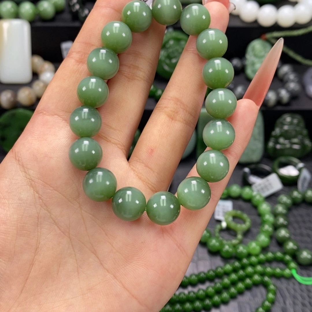 和田玉未镶嵌珠宝奇石