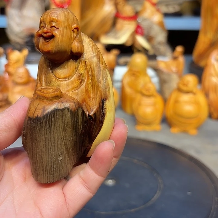 柏木太行崖柏弥勒佛