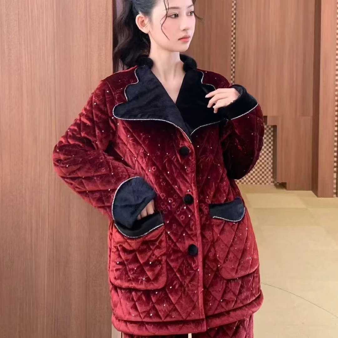原木M U丝绒夹棉酒红色水钻装饰飘带三层加厚加棉冬季家居服
