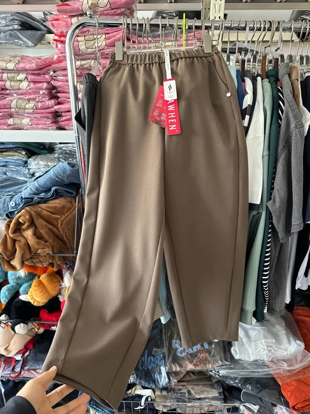 显瘦裤型好遮肉弧形裤