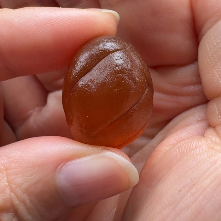 月****定制琥珀未镶嵌琥珀蜜蜡定制