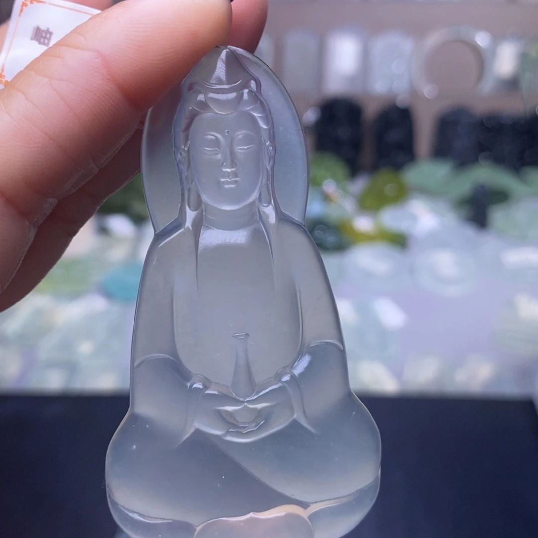 隔***子蛇纹石玉未镶嵌颈饰