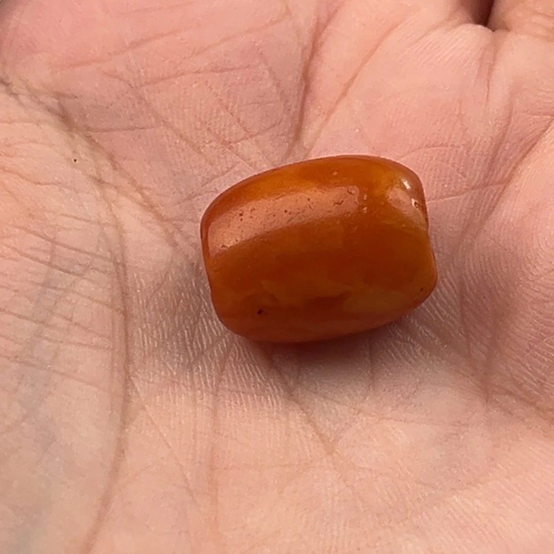 静***未镶嵌颈饰蜜蜡老蜜蜡