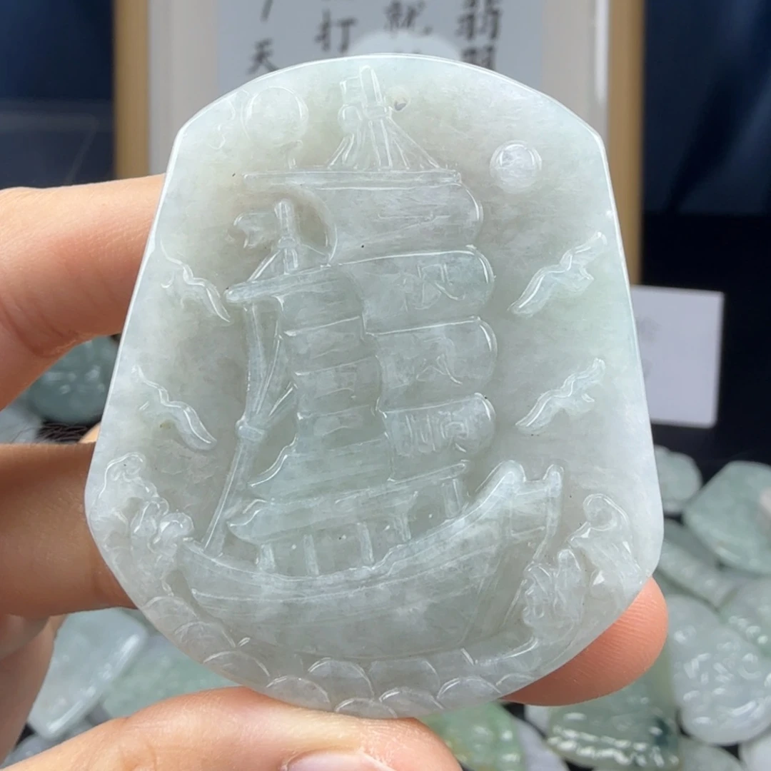 颈饰未镶嵌翡翠翡翠