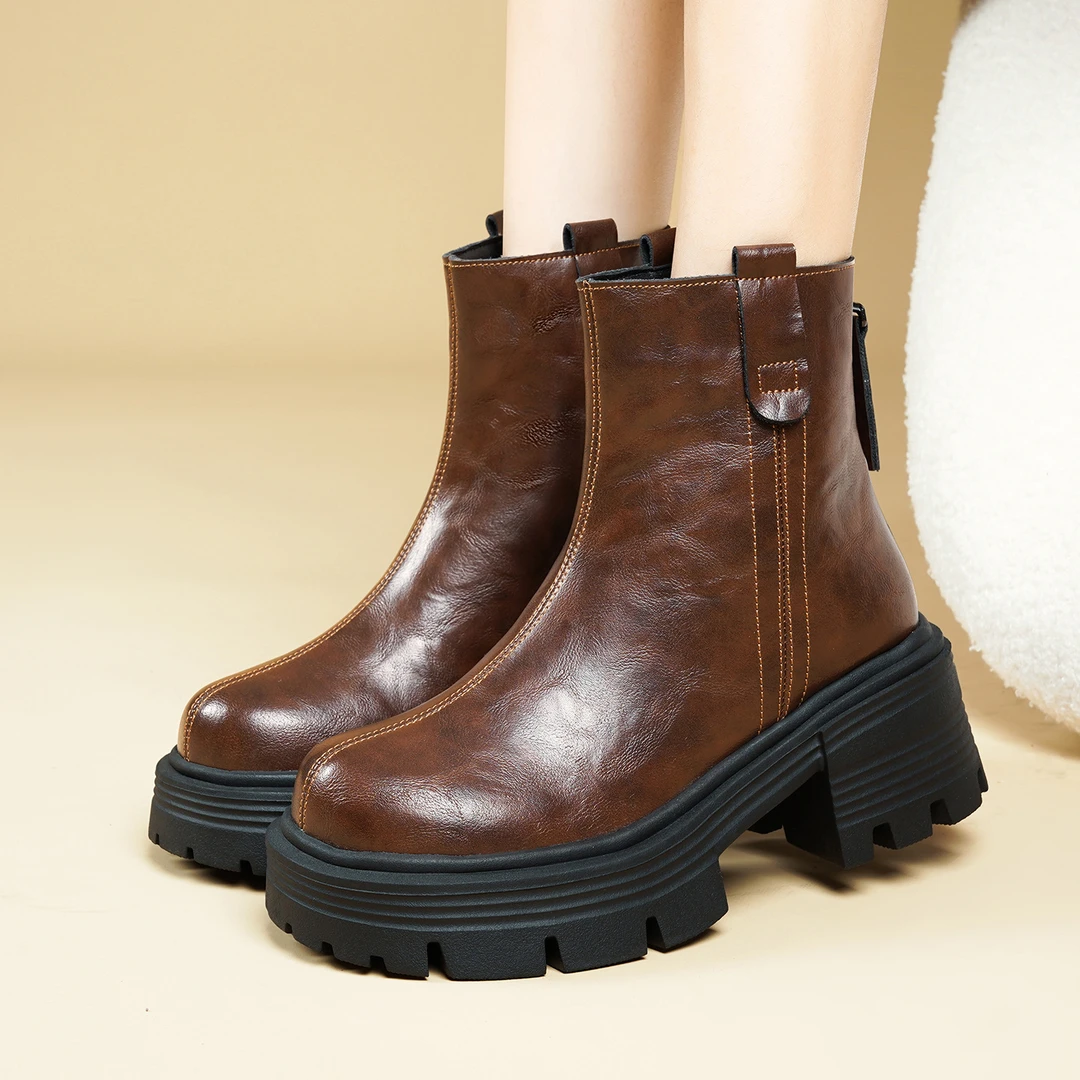 冬季粗跟女靴英伦厚底气质弹力瘦瘦靴秋复古百搭松糕洋气粗跟短靴