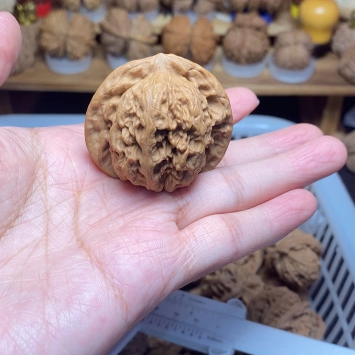 大***闪文玩核桃把件文玩