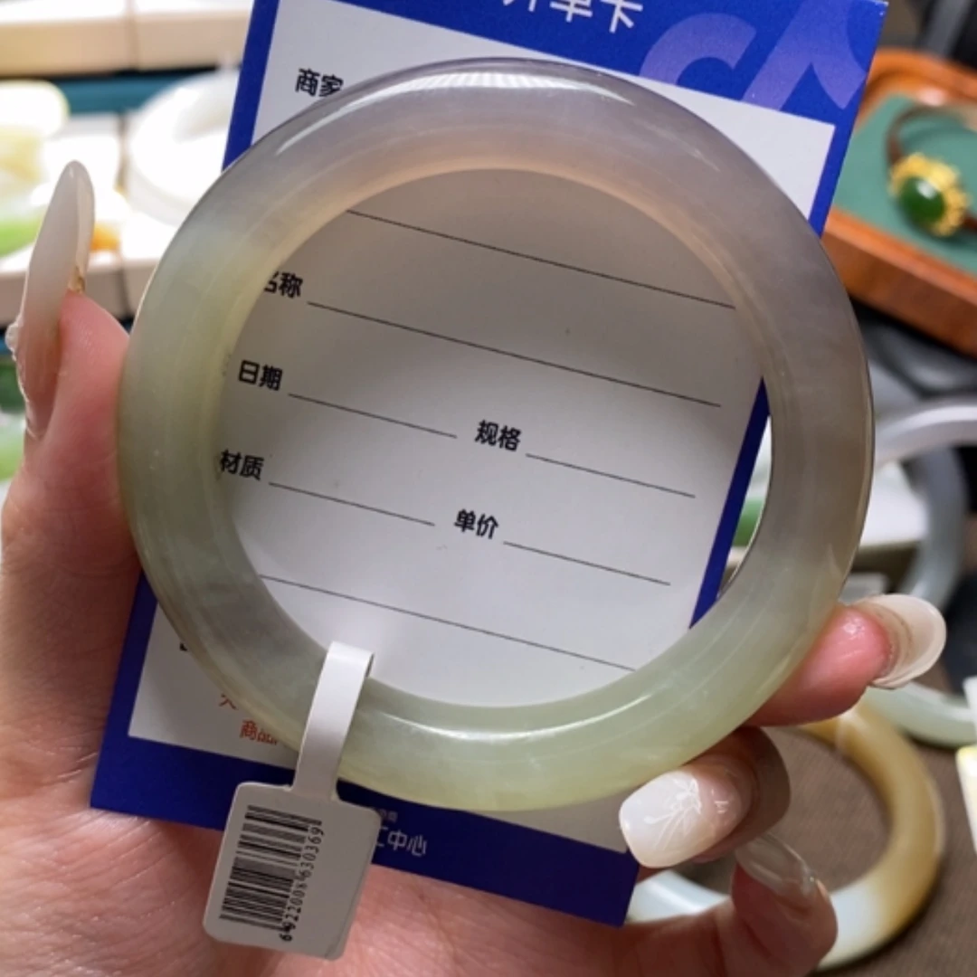 【闪购商品】和田玉手镯未镶嵌素