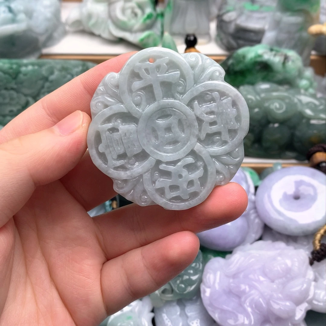 吊坠(不含链)未镶嵌翡翠