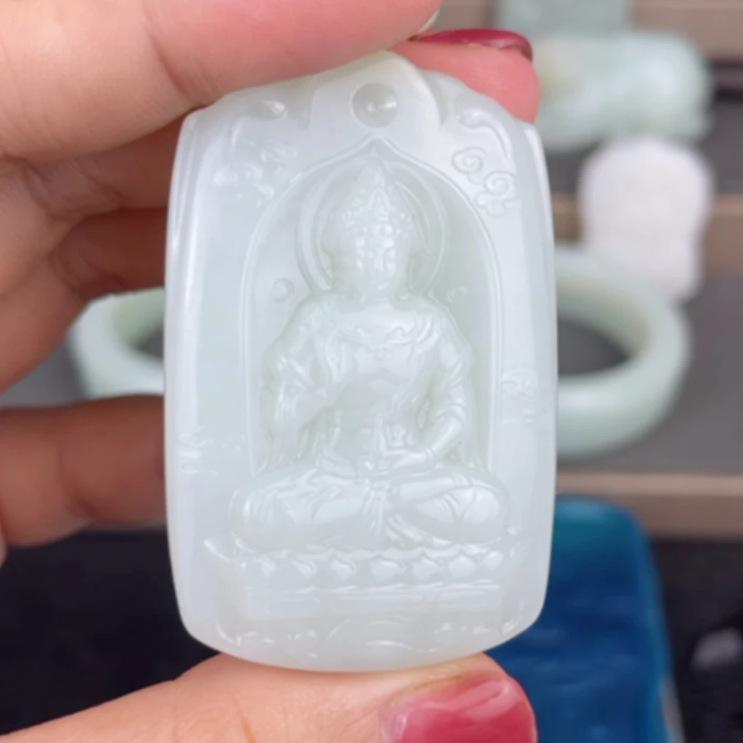 【闪购商品】颈饰未镶嵌和田玉