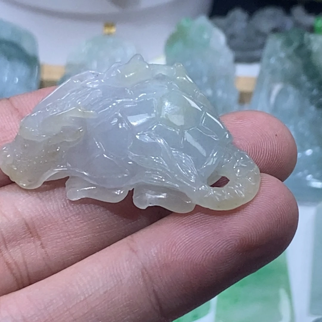 翡翠未镶嵌吊坠(不含链)山水龙龟