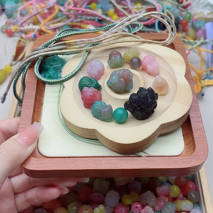 琪***儿玛瑙/玉髓未镶嵌手链盐源3