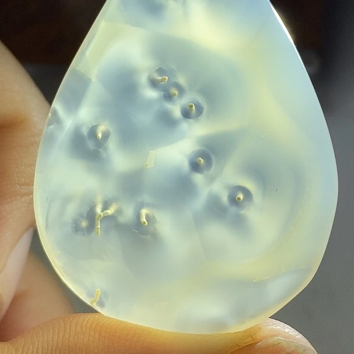 轩***-玛瑙/玉髓未镶嵌颈饰