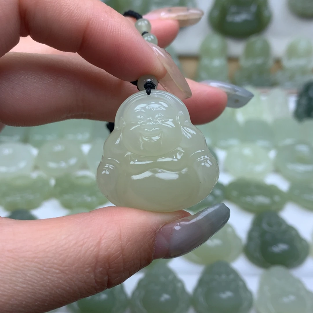 【闪购商品】颈饰未镶嵌和田玉