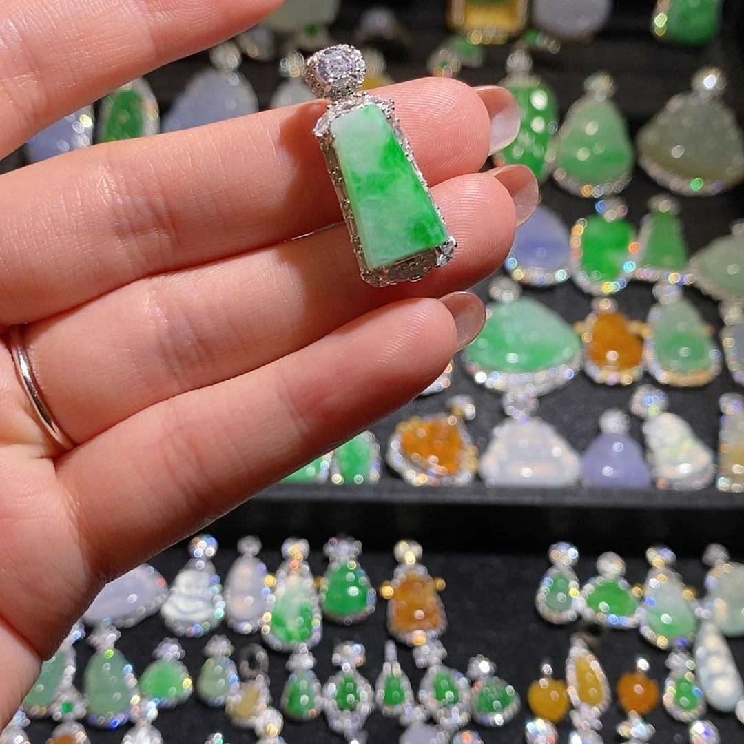 颈饰银S925镶嵌翡翠天然翡翠