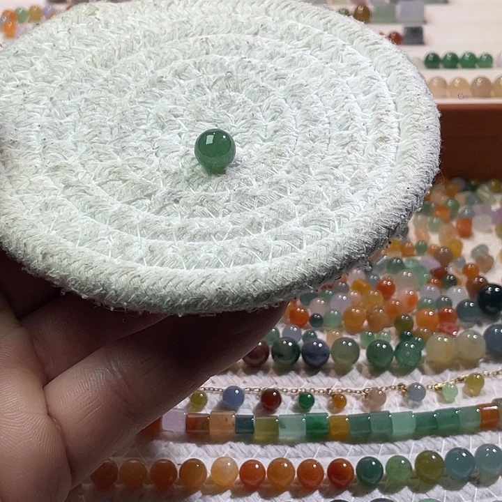 翡翠散珠未镶嵌定制翡翠卡9.5