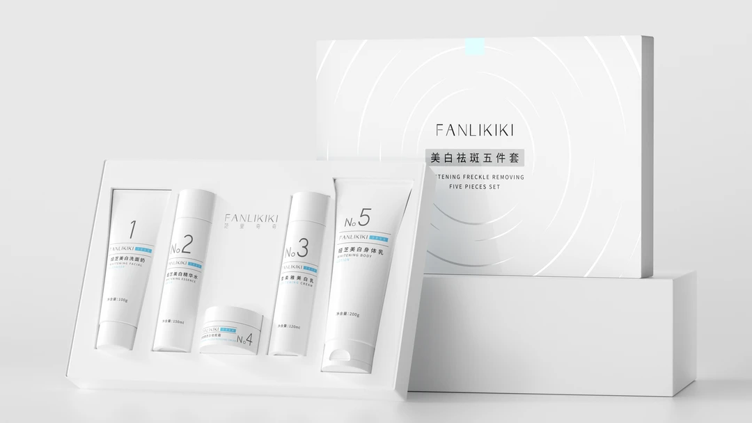 5005范里KIKI五件套礼盒护肤套装高档