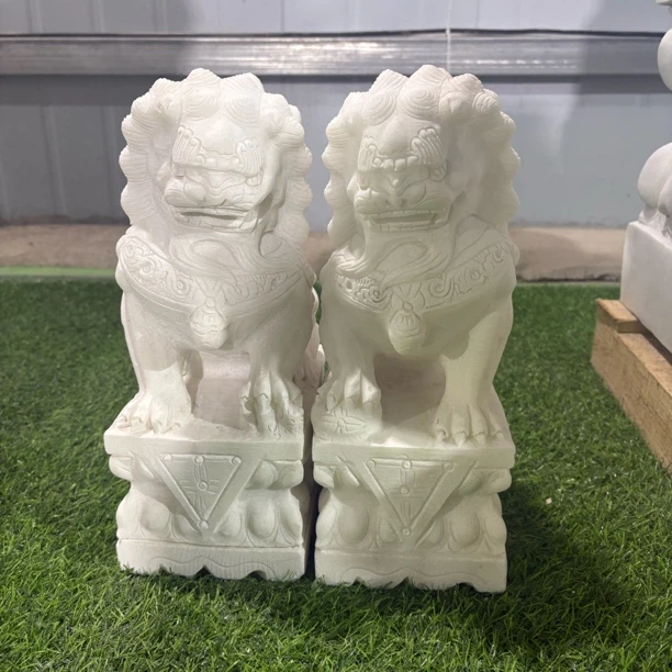 精雕刻30*12*16cm汉白玉石狮子窗台桌摆装饰摆件