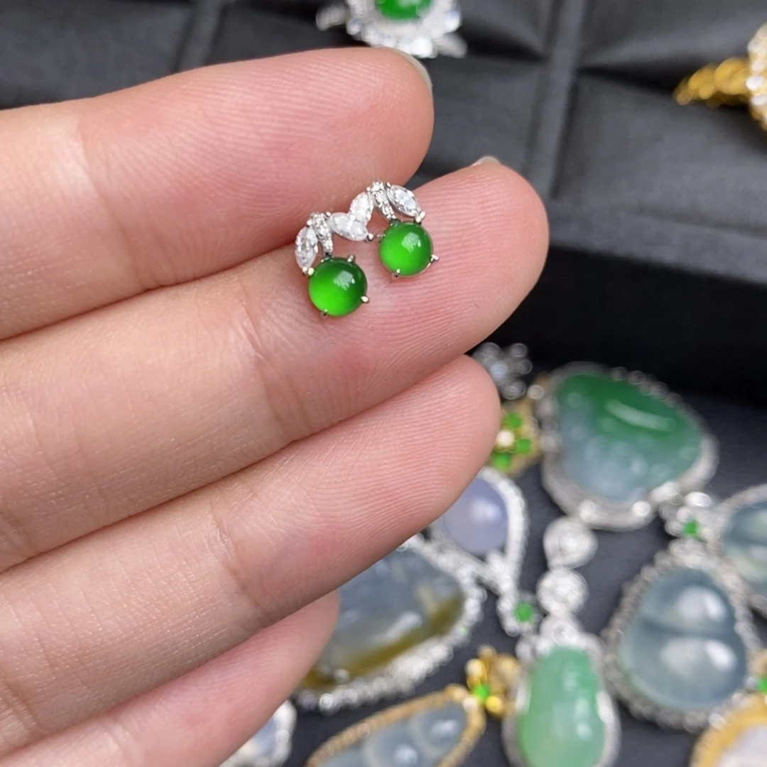 翡翠18K金镶嵌耳饰18Ｋ金蛋面耳钉