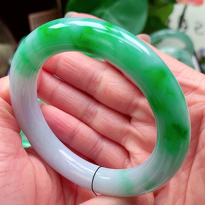 翡翠未镶嵌手镯天然翡翠手镯