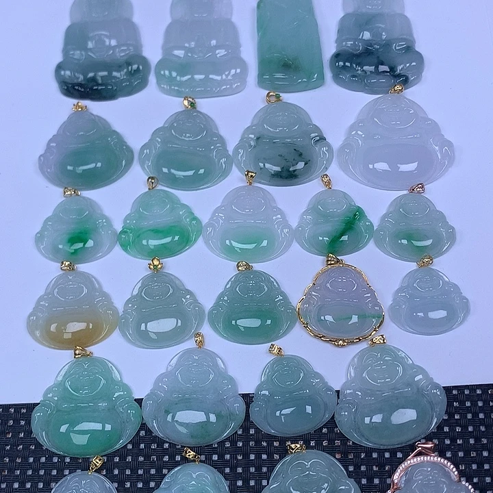 颈饰未镶嵌翡翠天然