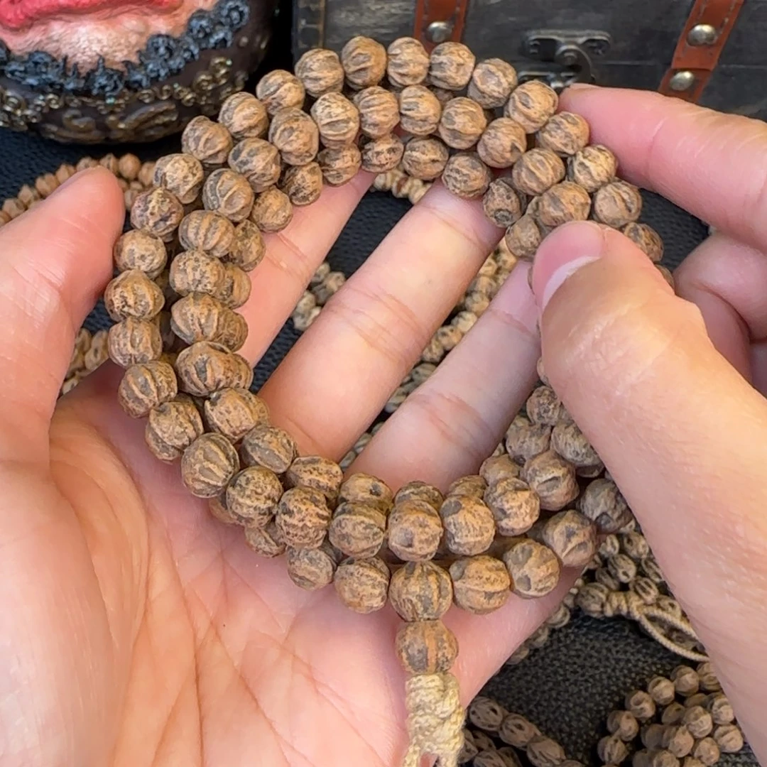 小***松柏香籽/百香籽吊坠