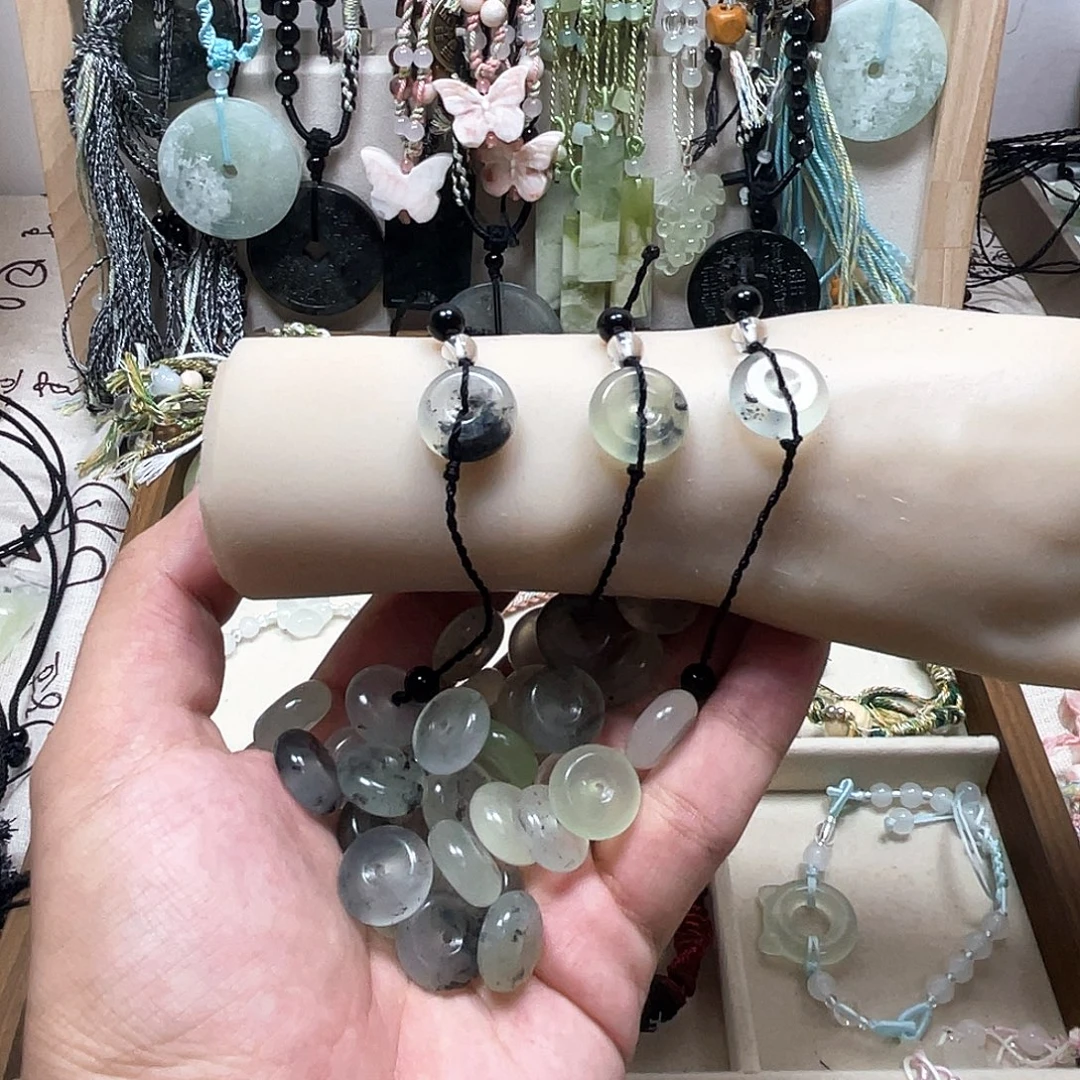 蛇纹石玉合金颈饰