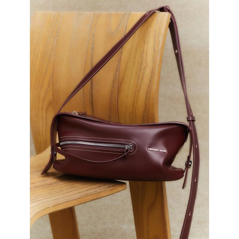 相机包甜酒包2025年春夏新款小众设计复古软牛皮单肩斜挎包包女