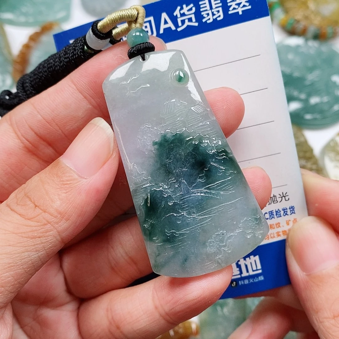 颈饰未镶嵌翡翠山水