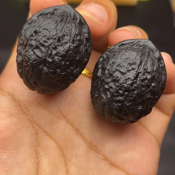 文玩核桃把件36尺蟒纹龙蛋