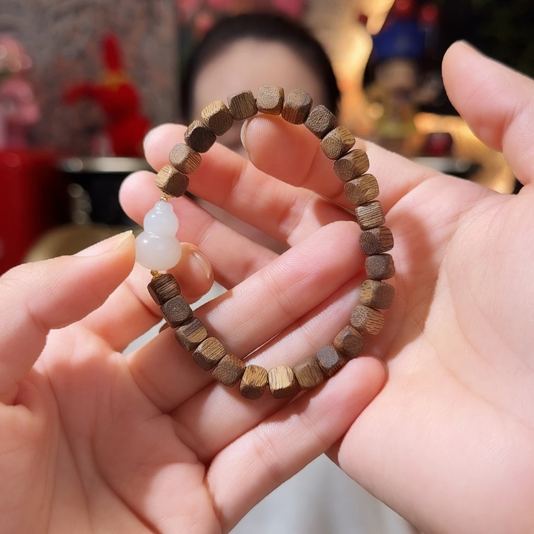 沉香手串精致手串18K