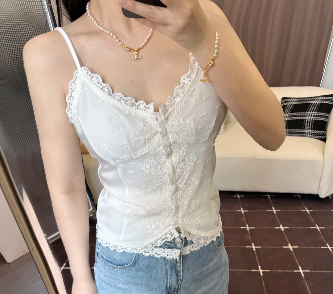 【SYPRETTY】晶喜来袭&春上新V领蕾丝吊带背心百搭白色美背25382