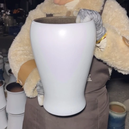 红陶口18高32瑕疵