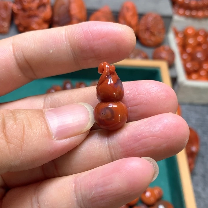 吊坠(不含链)未镶嵌南红玛瑙自***的