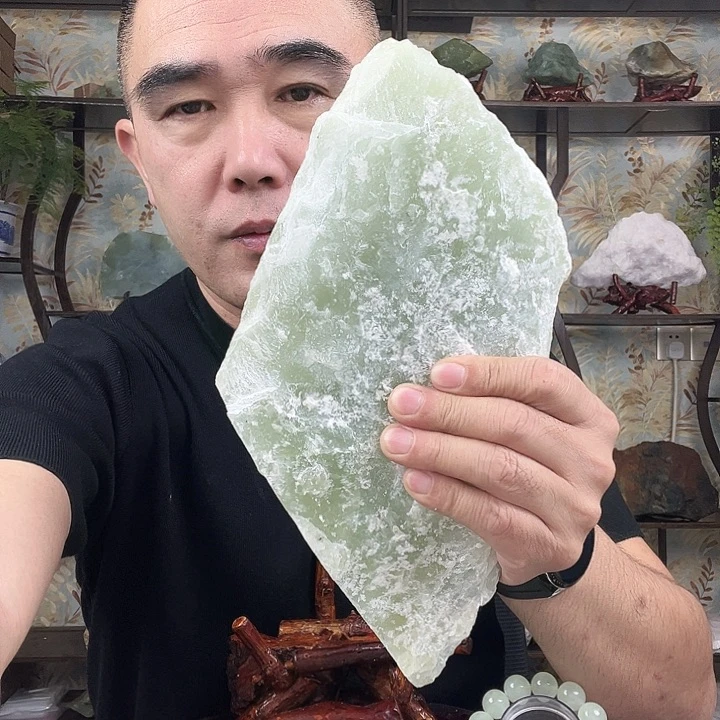 祥***哥蛇纹石玉未镶嵌岫玉