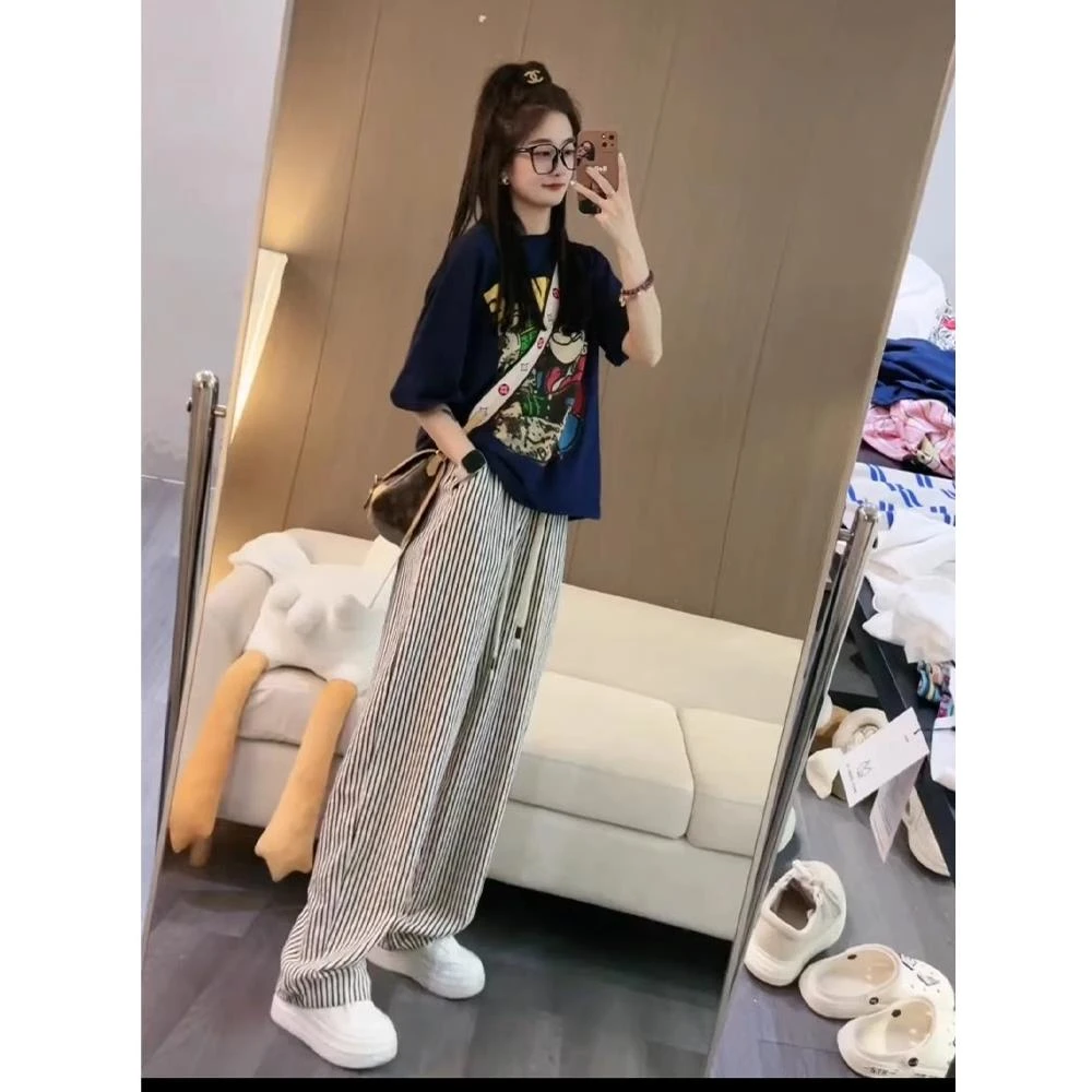小个子显瘦减龄潮牌T恤短袖夏装搭配一整套时尚条纹阔腿裤两件套