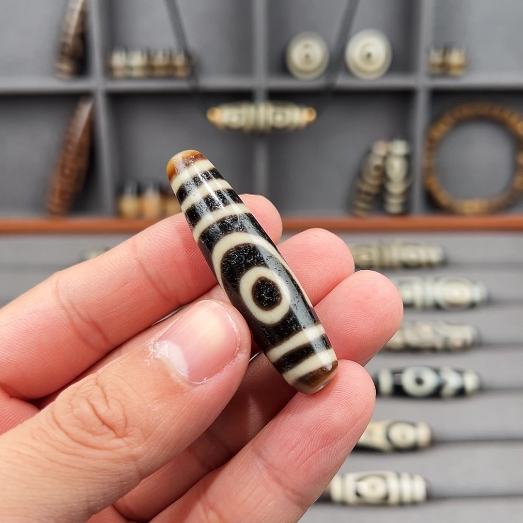 玛瑙未镶嵌颈饰上肯现代工艺品珠子