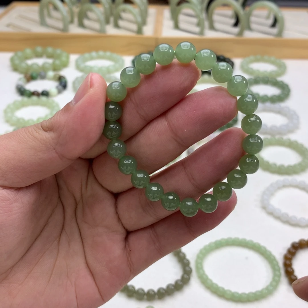和田玉手串（冰晴绿8）未镶嵌
