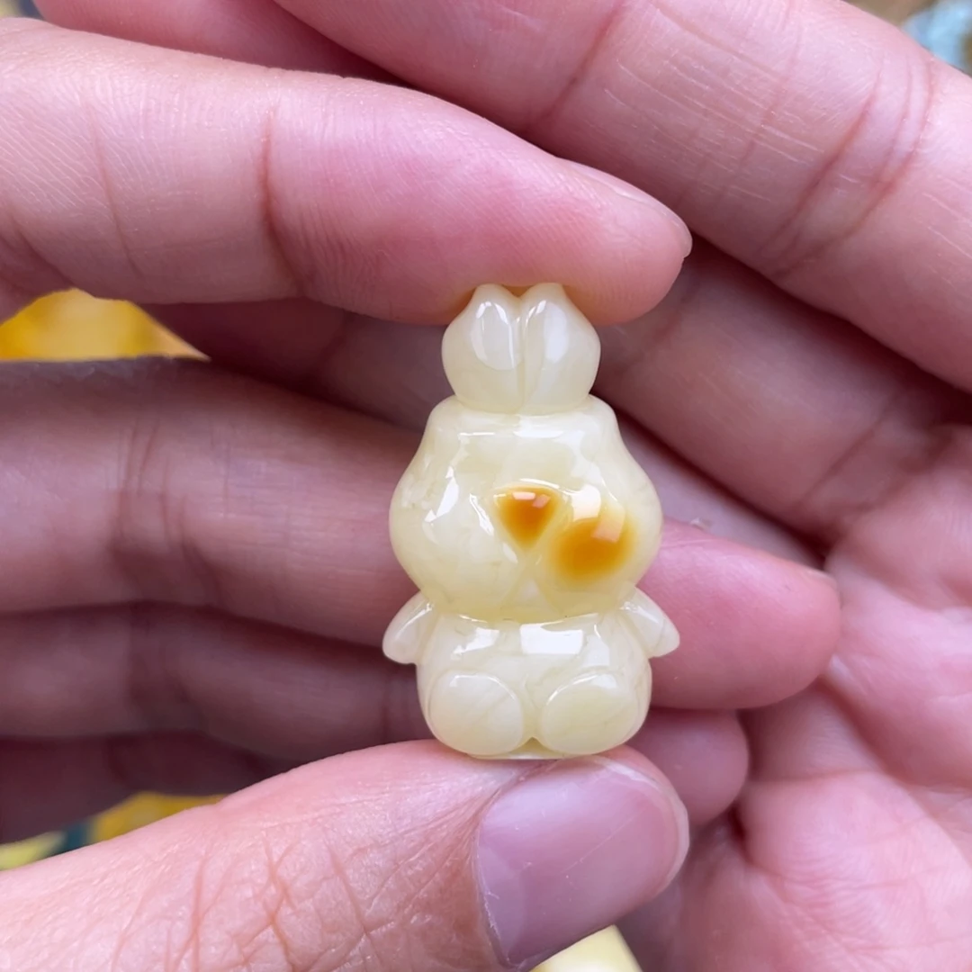 裸石琥珀未镶嵌蜜蜡
