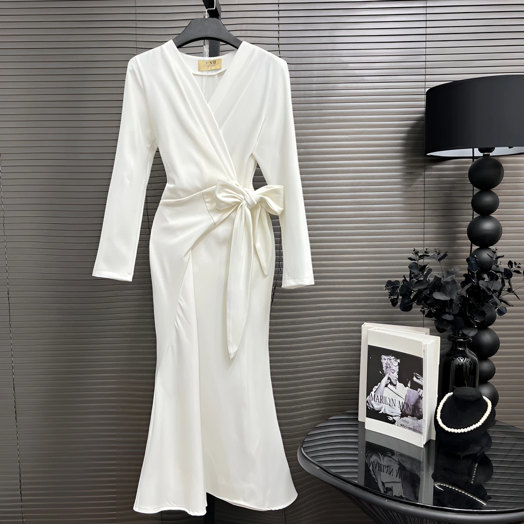 2025春季新款米白色长袖连衣裙显瘦时尚长裙-白长袖裙