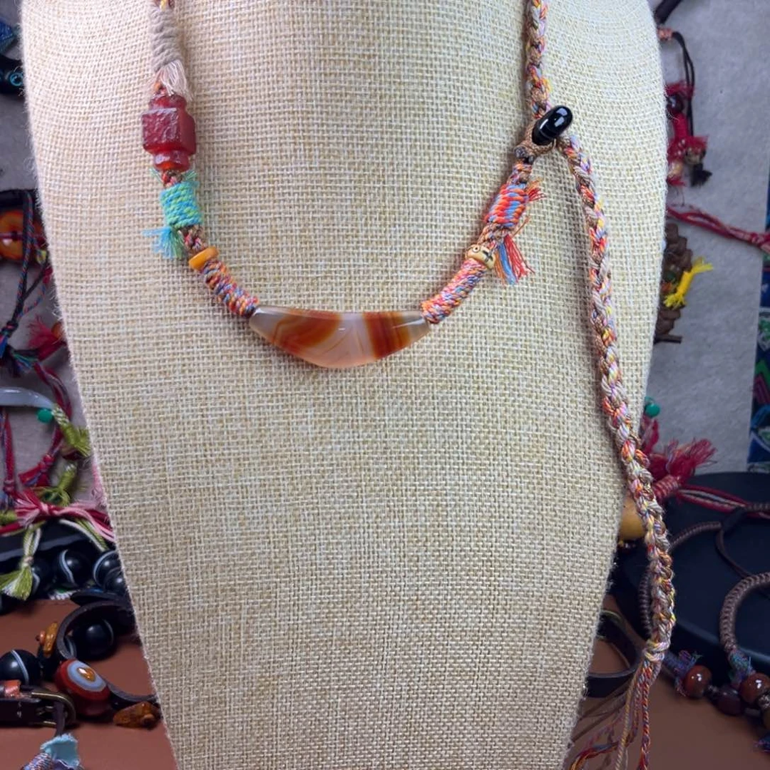 玛瑙/玉髓颈饰未镶嵌