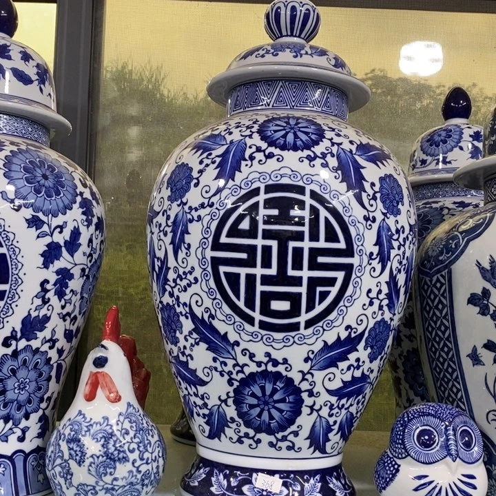摆件富***欢手绘陶瓷将军罐子