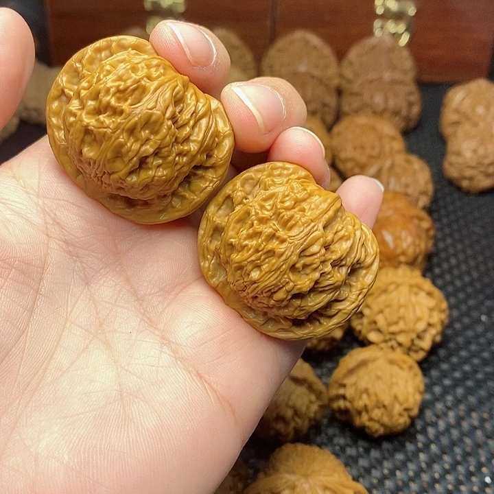 文玩核桃把件麦*40赵闷