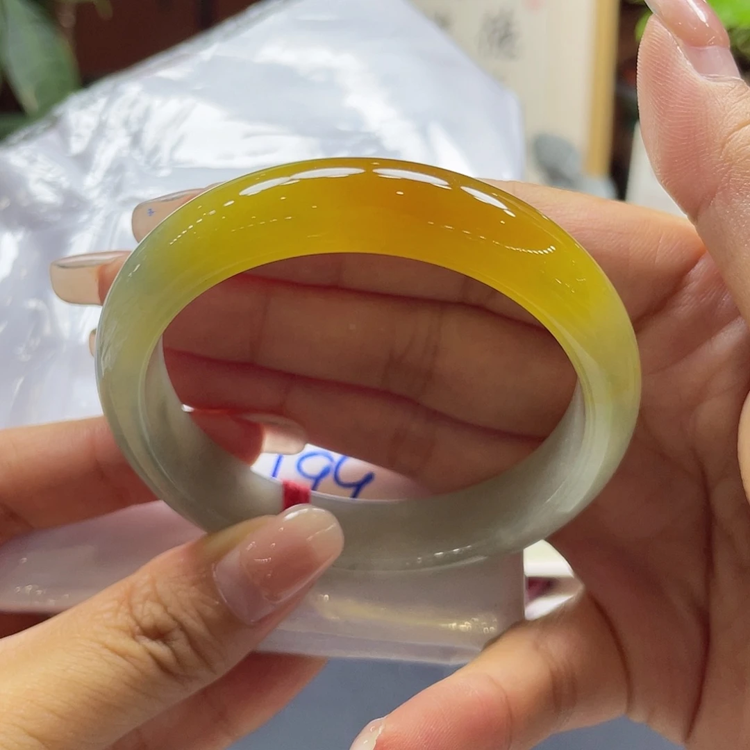 翡翠未镶嵌手镯77号链接