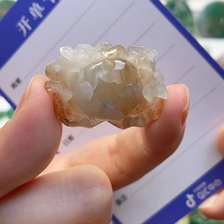 未镶嵌独山玉颈饰