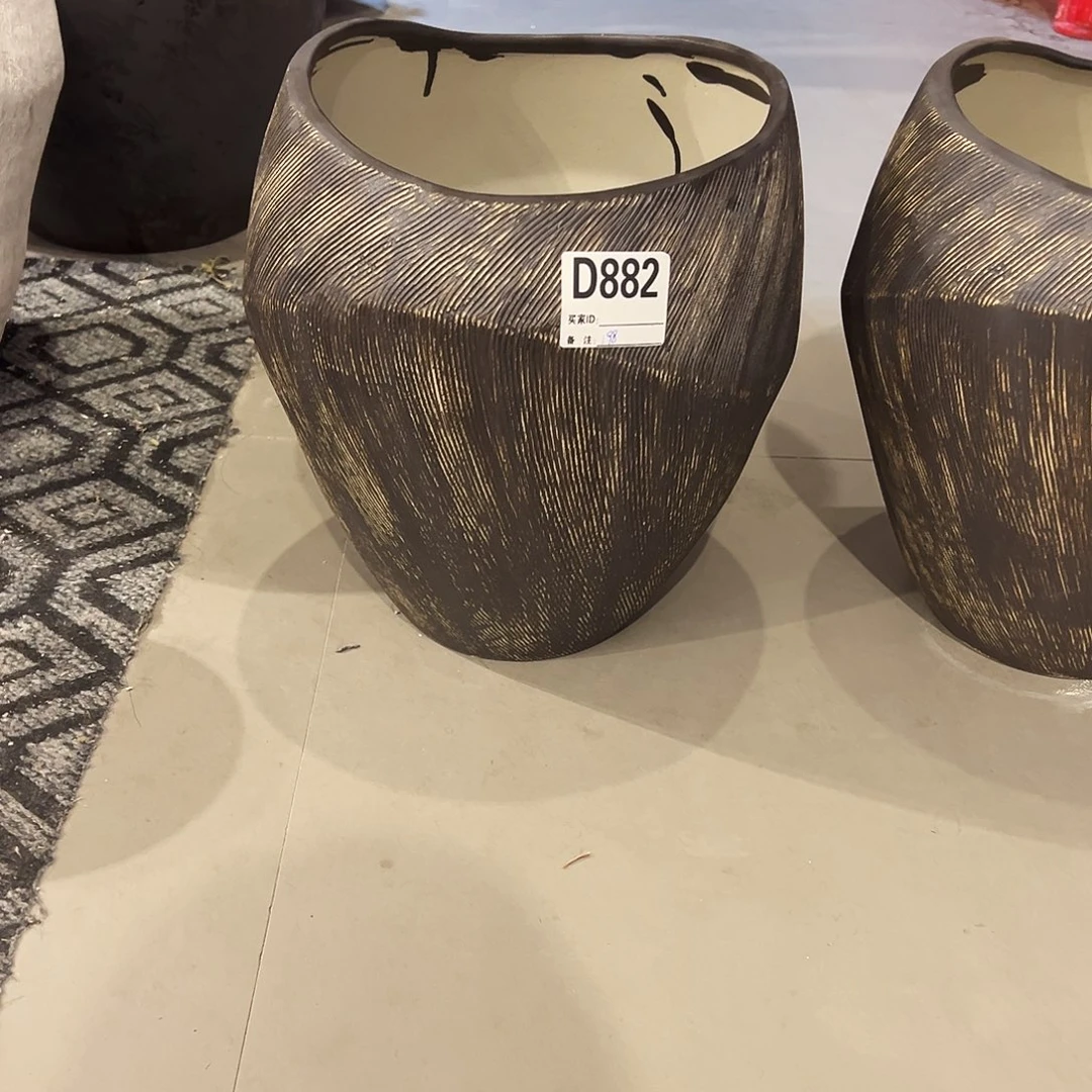 深***主瓶d882高31口21×22无孔