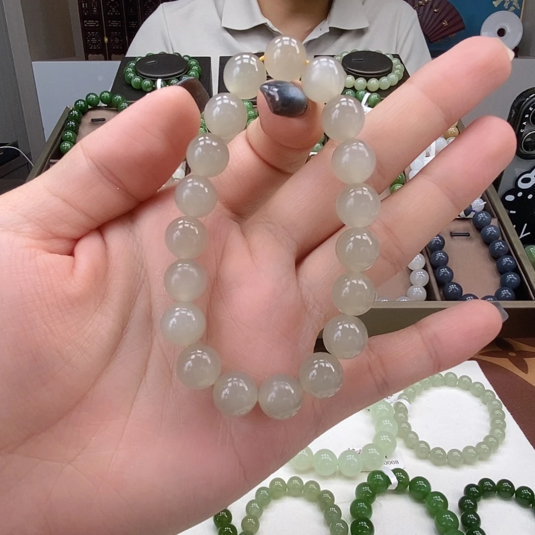 未镶嵌手串和田玉10mm蜂蜜水