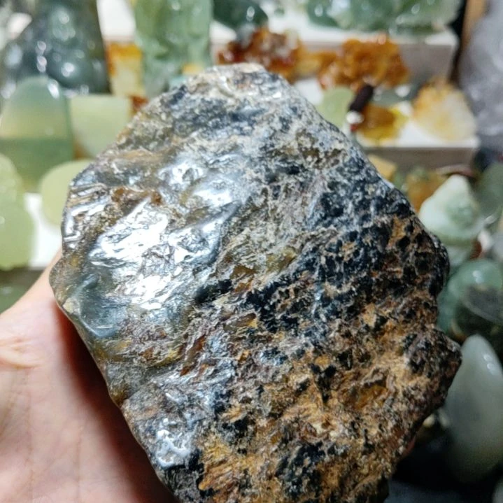 岫玉未镶嵌原石款式