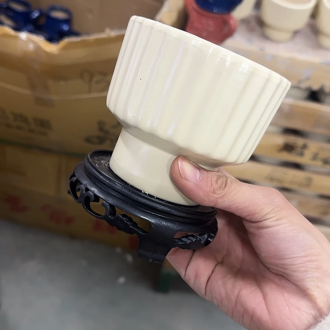 陶瓷送塑料托盘，